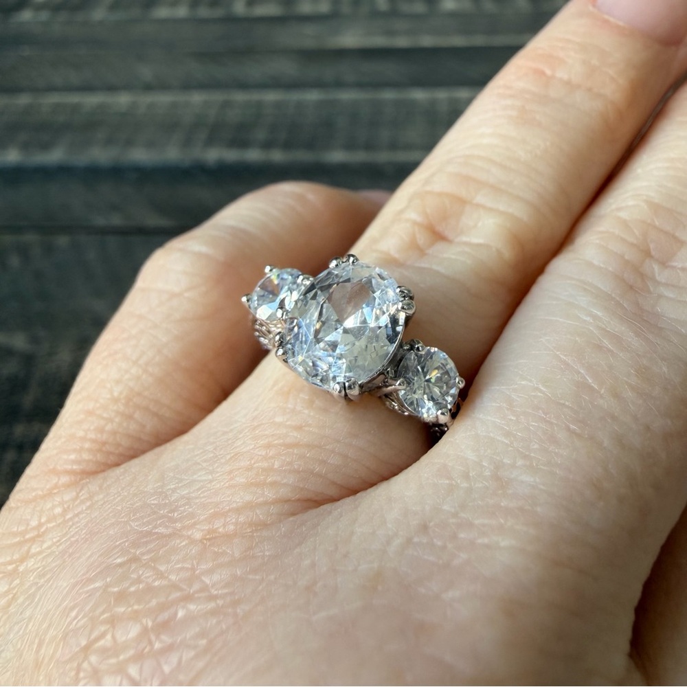 Sterling Silver Vintage Inspired Art Deco Ring - Picture 2 of 13